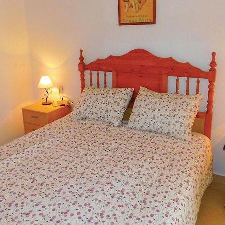 Cozy Apartment In Torrevieja-La Mata With Kitchen Exterior foto