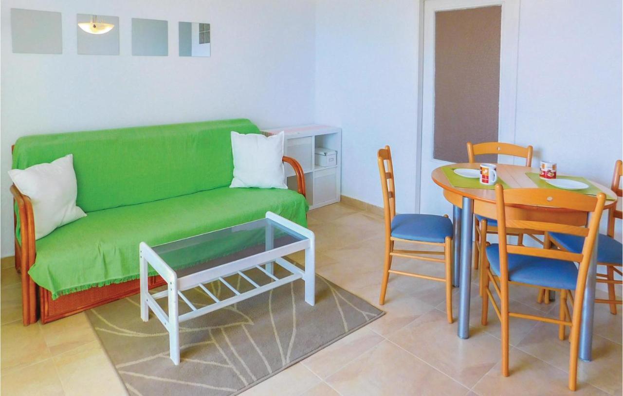 Cozy Apartment In Torrevieja-La Mata With Kitchen Exterior foto