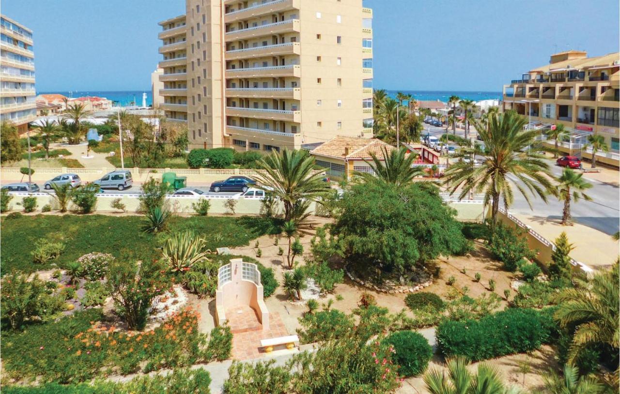 Cozy Apartment In Torrevieja-La Mata With Kitchen Exterior foto